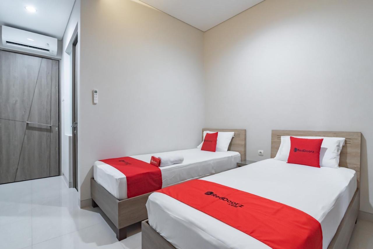 Reddoorz Plus @ Cirebon City Center Luaran gambar
