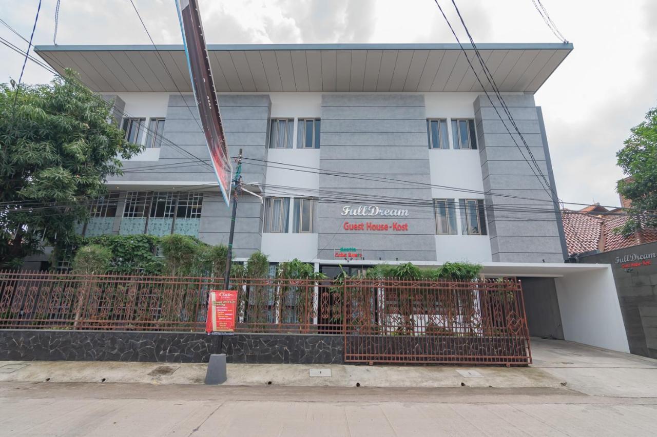 Reddoorz Plus @ Cirebon City Center Luaran gambar